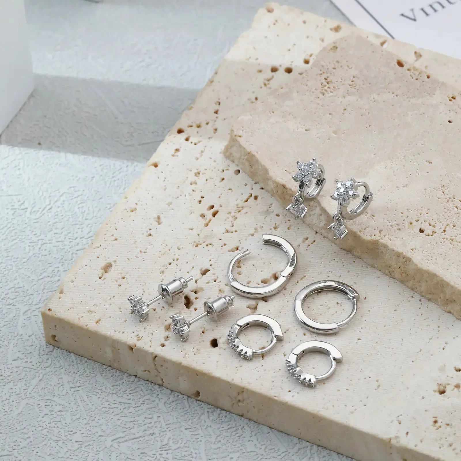 Kyerlyn Flower Dangle Huggie Earrings Set