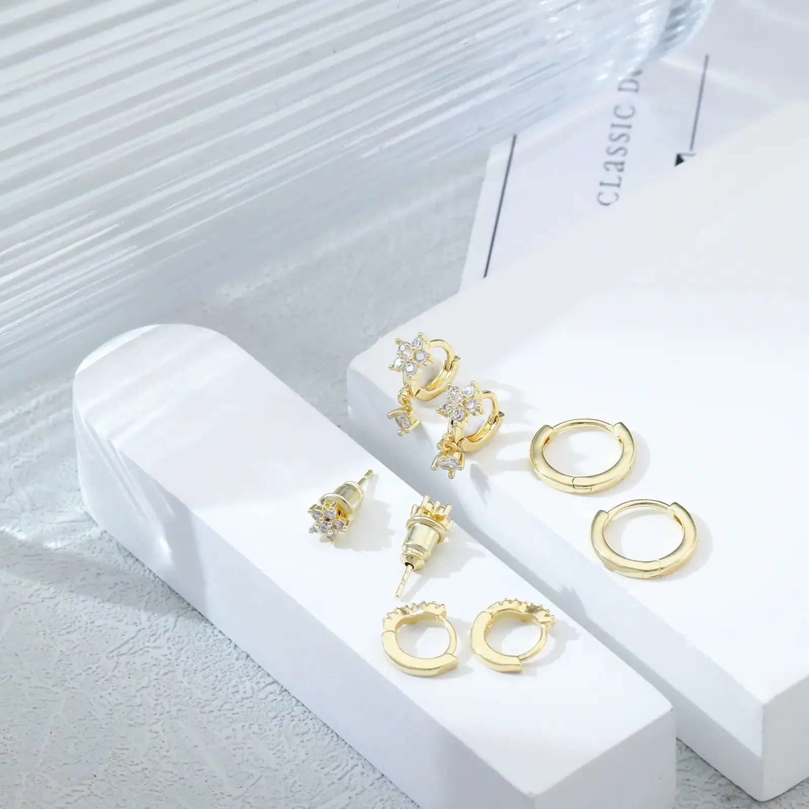 Kyerlyn Flower Dangle Huggie Earrings Set